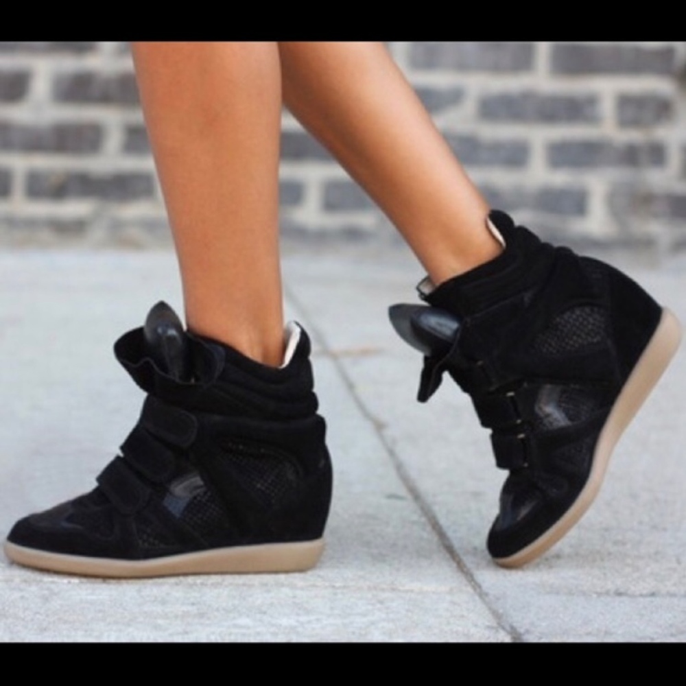 Steve Madden Black Wedge Sneakers Sz 6.5